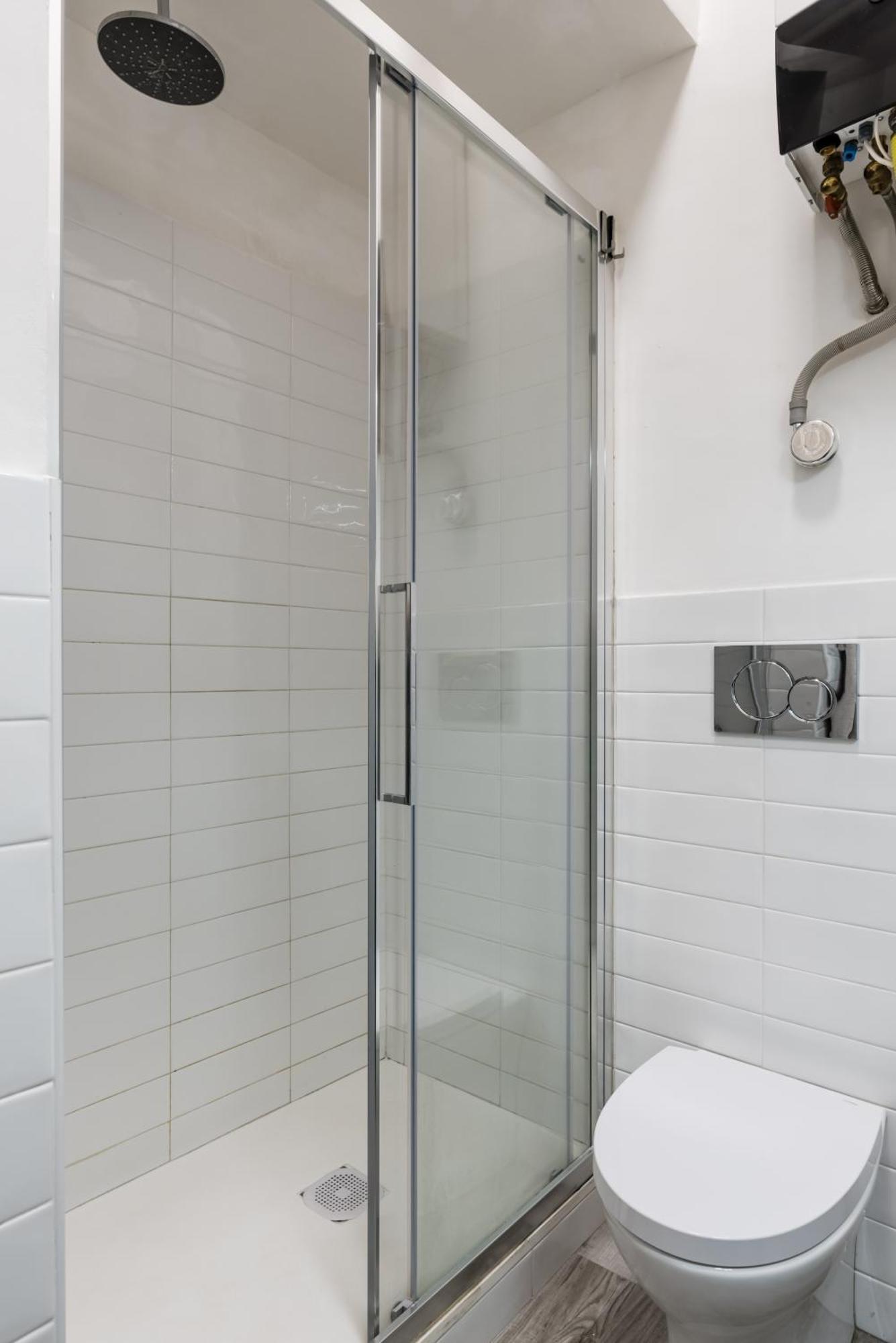 Acquario 5 Minuti, 1Br , Free A-C, Wifi & Netflix "City Center" By Tilo Genova Eksteriør bilde